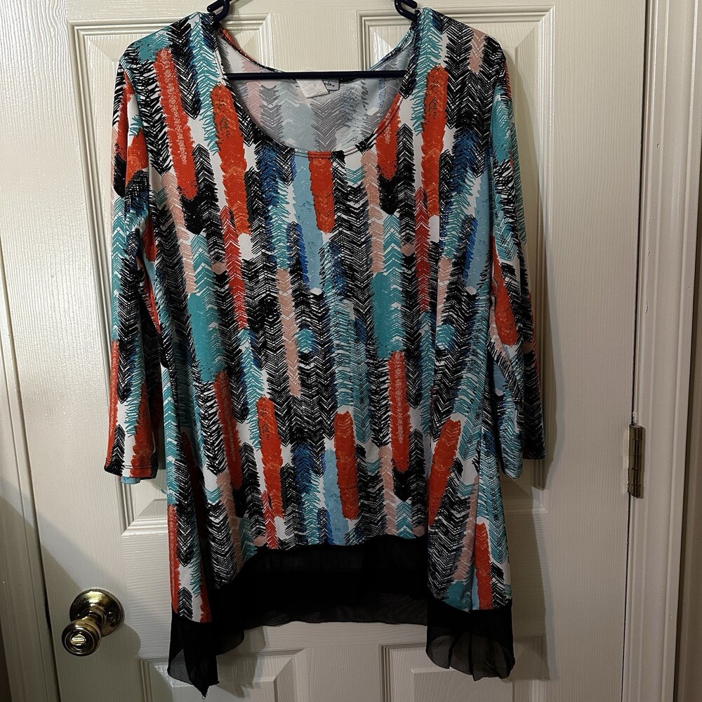 Forever Jade Multicolor Design Quarter Length Sleeve Tunic Size L